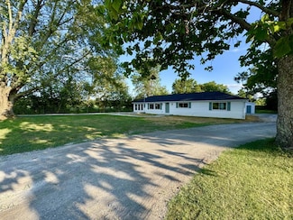 2363 Crane Schoolhouse Rd, Bethel, OH 45106