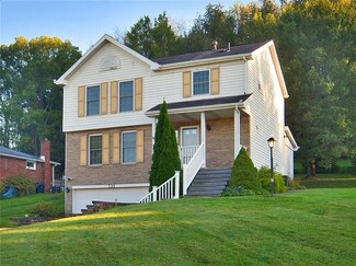 731 William Dr, Trafford, PA 15085