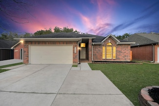 14339 Arborcrest St, Houston, TX 77062
