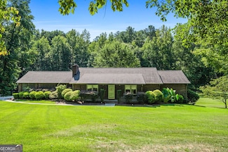 725 Holland Rd, Powder Springs, GA 30127