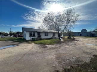 308 E Ricky Crossland Ave, Edcouch, TX 78538