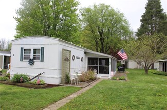 34 Lawndale Dr, Mayville, NY 14757