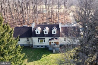 900 Jubilee Ln, Hershey, PA 17033