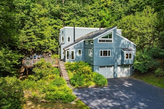 24 Low Rd, Hanover, NH 03755
