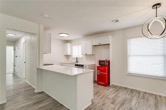 3931 S Dobbs Rd, Harrah, OK 73045