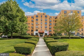 346 E Lancaster Ave Unit 302, Wynnewood, PA 19096