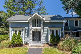 4 Norwood St, Winchester, MA 01890