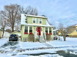 15 Sunset Rd, Gardner, MA 01440