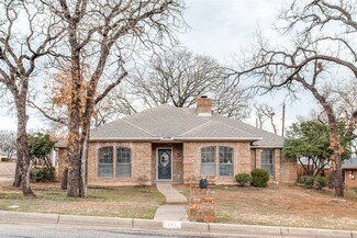 101 NE Brushy Mound Rd, Burleson, TX 76028
