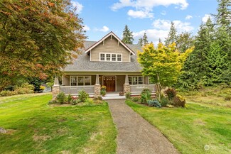 6021 NE Gunderson Rd, Poulsbo, WA 98370