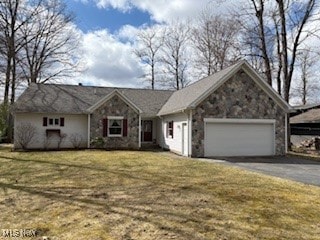 2281 Morning Point, Rock Creek, OH 44084