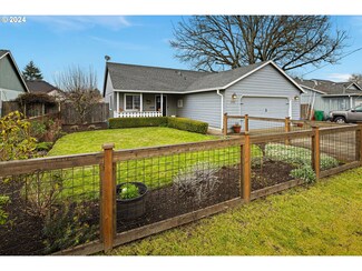 295 Ferndale Dr, Eugene, OR 97404