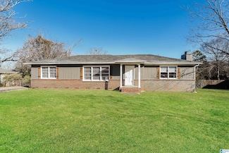 2517 5th St NE, Center Point, AL 35215