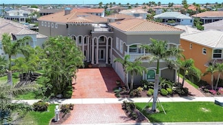 6201 Marbella Blvd, Apollo Beach, FL 33572