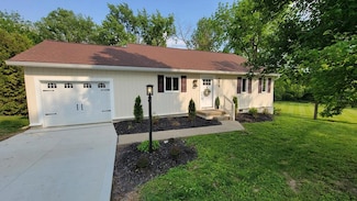 219 Beechwood St, Frankfort, OH 45628