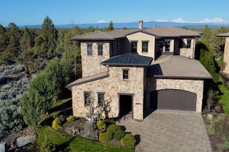 22887 Ghost Tree Ln, Bend, OR 97701