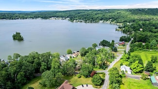 132 Lake Dr, East Hampton, CT 06424