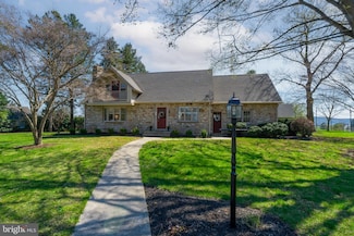 9 Juliada Dr, Lebanon, PA 17042