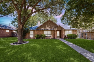 7701 Seascape Dr, Rowlett, TX 75088