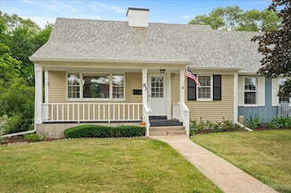 83 Garden Dr, Montgomery, IL 60538