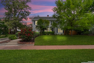 327 W Summit Ave, San Antonio, TX 78212