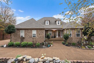123 Stillwater Trail, Hendersonville, TN 37075