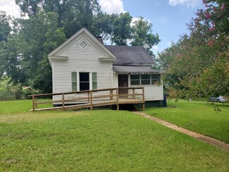 1110 Circle St, Edgefield, SC 29824