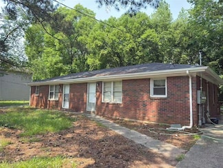 7062 Felton Ln, Mableton, GA 30126