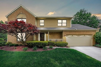 716 Winsholen Ct, Westerville, OH 43081