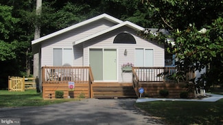 88 Tail of the Fox Dr, Berlin, MD 21811