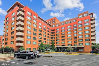 1121 Arlington Blvd Unit 724, Arlington, VA 22209