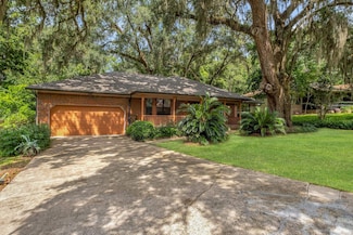 708 Red Fern Rd, Tallahassee, FL 32308