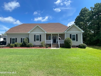 102 Bayshore Ct, Maple, NC 27956
