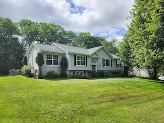 220 Elm St, Littleton, NH 03561