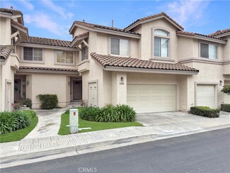 8060 E Treeview Ct Unit 340, Anaheim, CA 92808