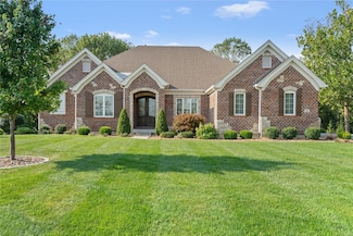 30 Meadowbrook Country Club Estate, Ballwin, MO 63011