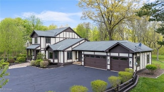 35425 Miles Rd, Chagrin Falls, OH 44022