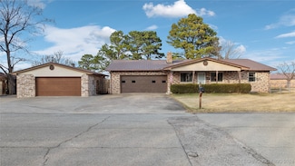 611 E Broadway, Eufaula, OK 74432