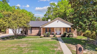 10110 Sugar Creek Dr, Pensacola, FL 32514