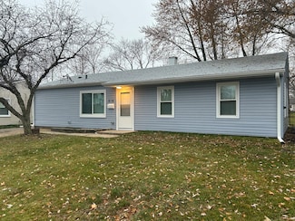 616 Parkside Cir, Streamwood, IL 60107