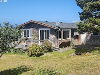 94036 Doyle Point Rd, Gold Beach, OR 97444