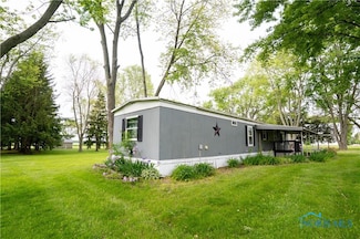 28916 Blanchard Rd, Defiance, OH 43512