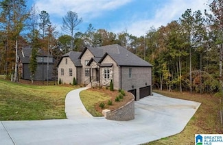 1102 Grey Oaks Valley, Pelham, AL 35124