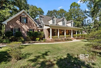 4728 Mill House Rd, Gulf Shores, AL 36542