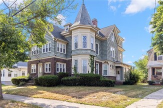 208 Grand Ave, Cranston, RI 02905