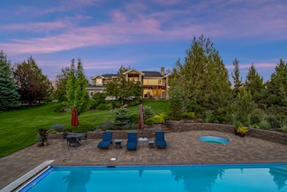 61445 Gosney Rd, Bend, OR 97702