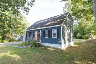 52 Morrill Ave, Gorham, ME 04038