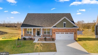 28 Gaines Mill Cir, Taneytown, MD 21787