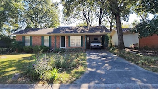 10215 Ronald Dr, Little Rock, AR 72205
