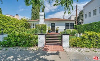 136 N Hamel Dr, Beverly Hills, CA 90211